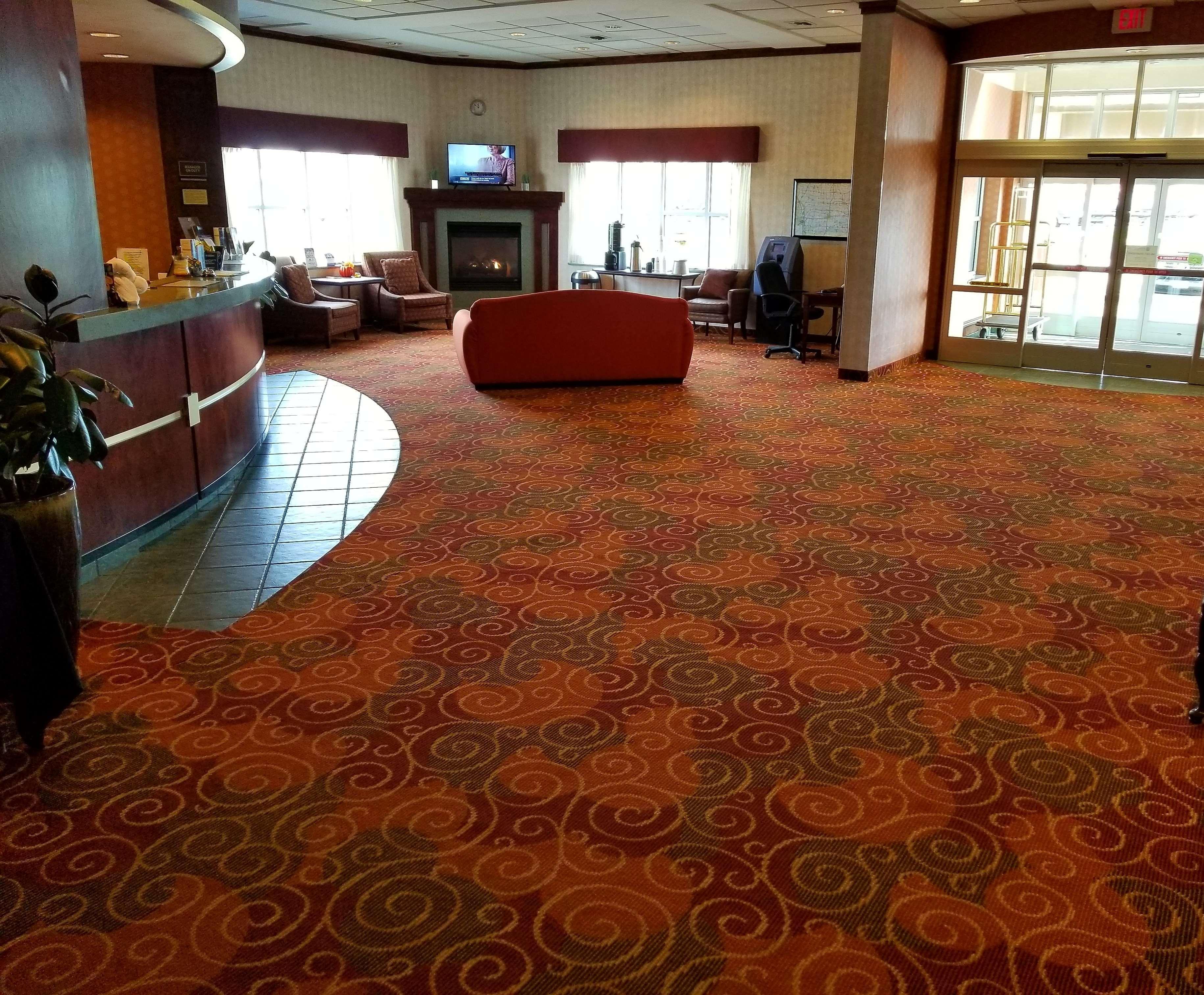 Rock Island Inn & Suites Marshalltown Exterior foto